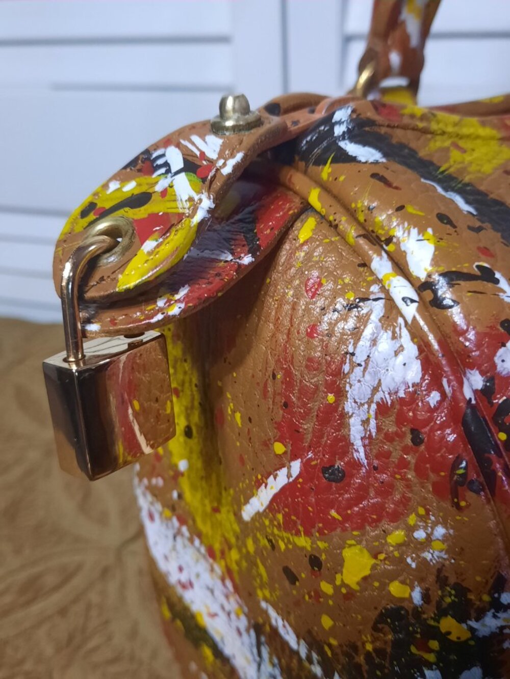 Dooney & Bourke Dipinta Inspired Hand Painted Vintage Speedy Style Barrel Bag - Picture 16 of 16